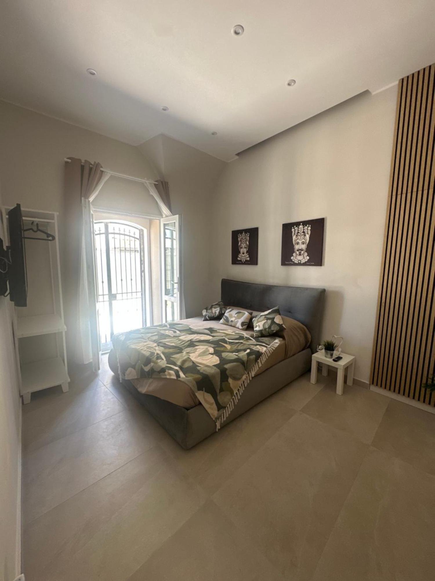 Ninas Home Airport Катания Экстерьер фото